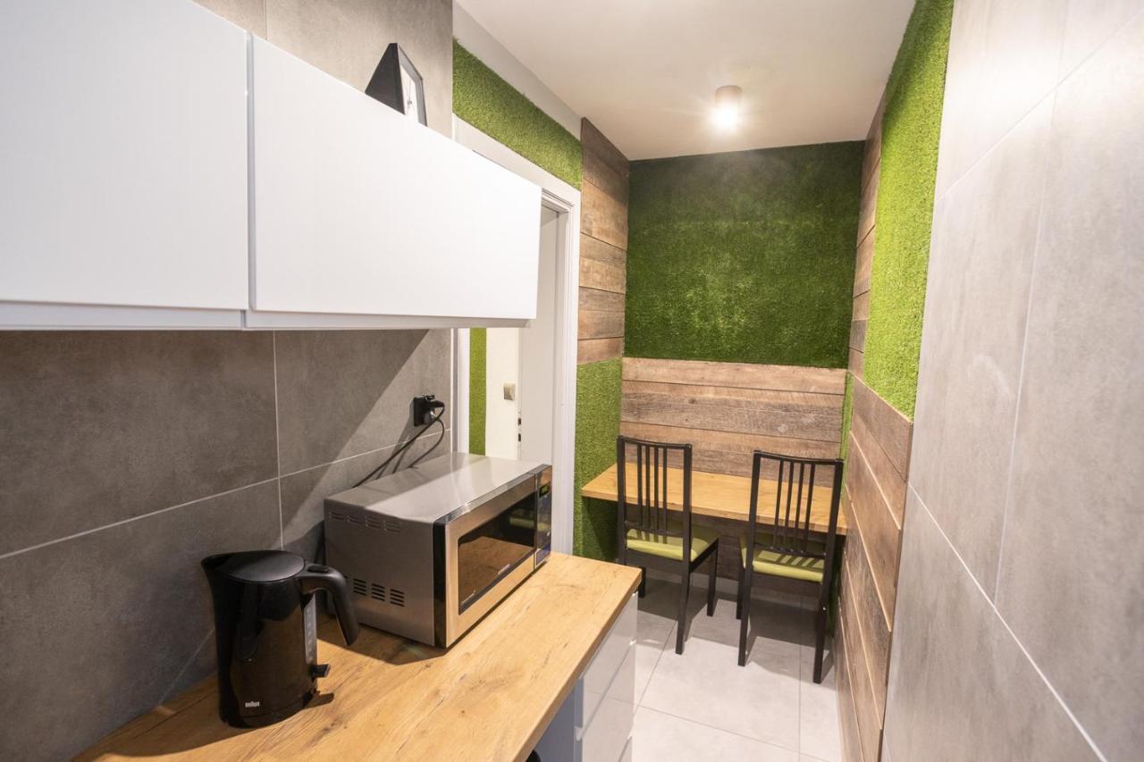 Kosciuszki Street Hostel วรอตซวาฟ ภายนอก รูปภาพ