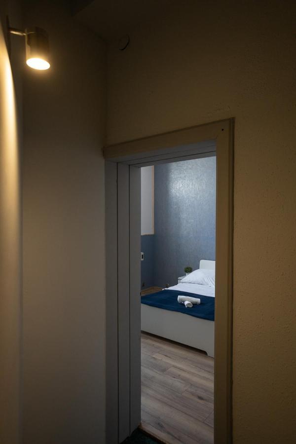 Kosciuszki Street Hostel วรอตซวาฟ ภายนอก รูปภาพ